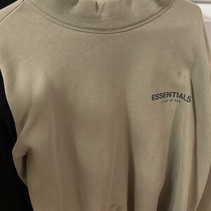 Worn Once Essentials Crew Neck